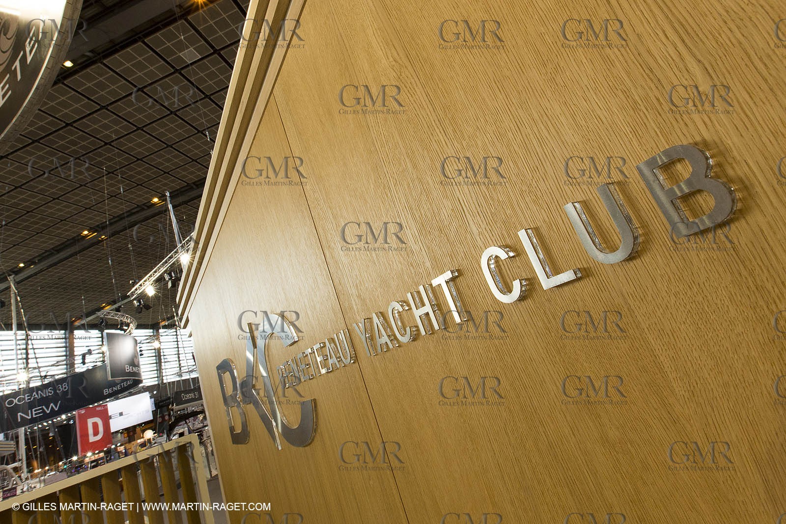 10 12 2013 - Paris (FRA,75) -Paris Boat Show - Beneteau booth