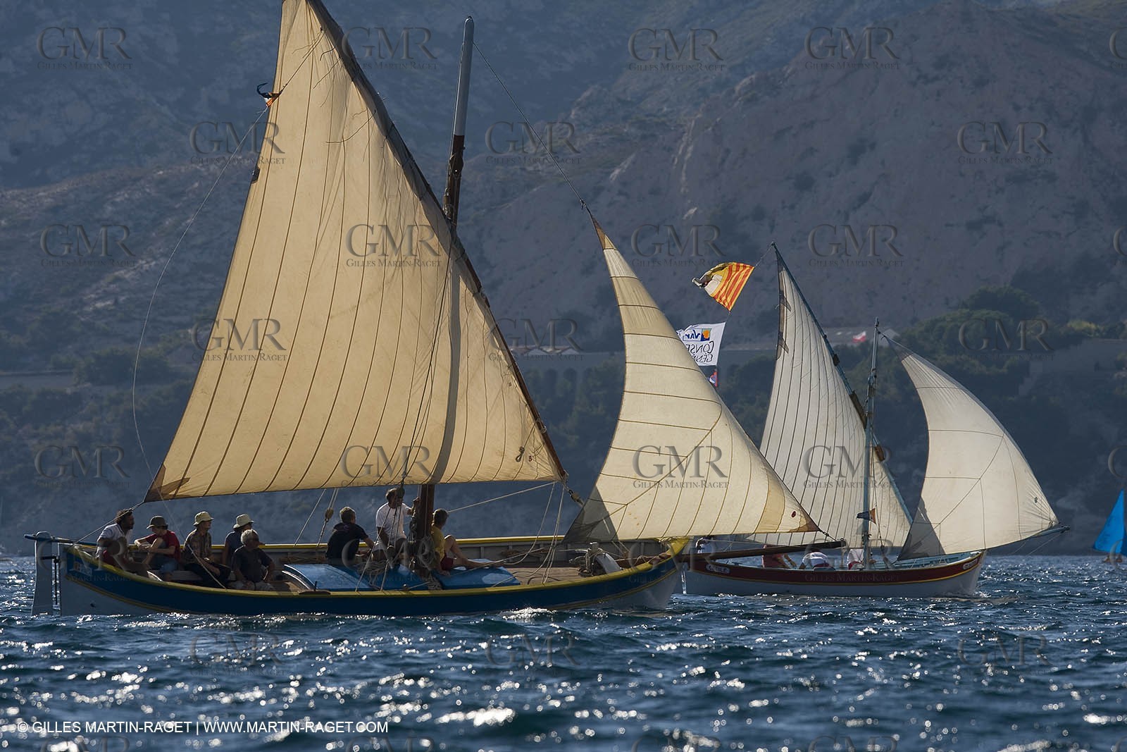 1 09 2007 - Marseille (FRA, 13) - Latin rigs in l'Estaque (Marseille north bay village)