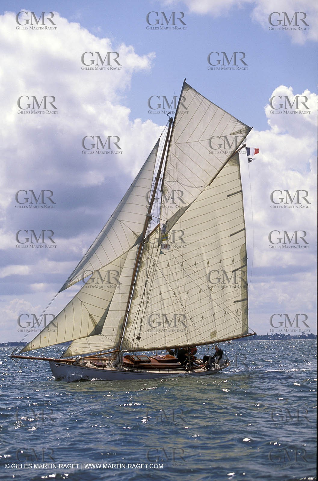 Viola - Classic yachts