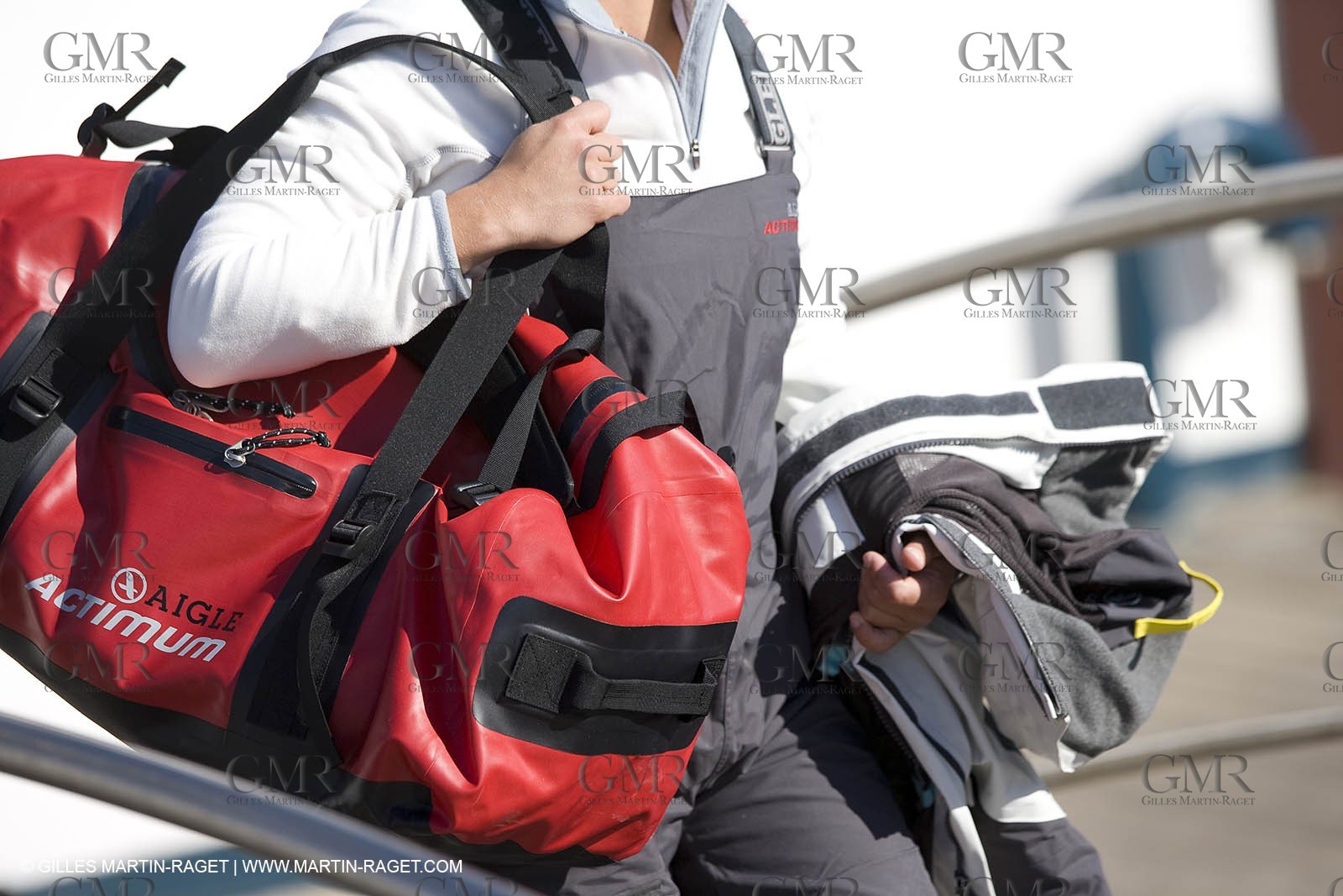 28 09 2007 - Marseille (FRA, 13) - Aigle Marine weather clothing showed in action by salors Marc Emig et Luce Molinier