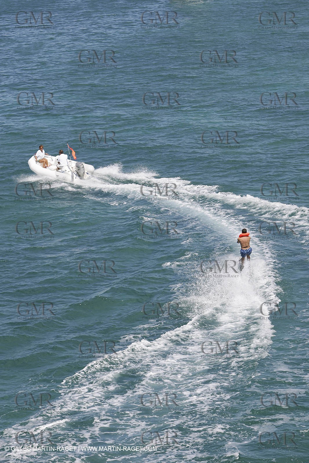 Waterskiing - Wakeboard - Privilege 585 - Matira - Martinique - Caribbean