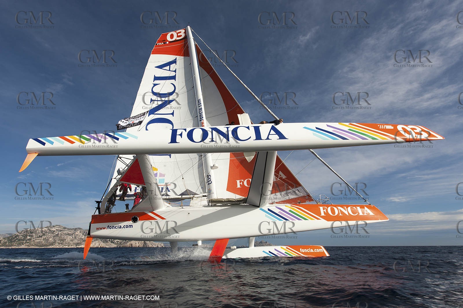 27 09 2012 - Marseille (FRA,13) - Alpari World Match Race Tour - Match Race France 2012 - Day 3 - Quarter finals - Matc Racing specialists sail on Foncia