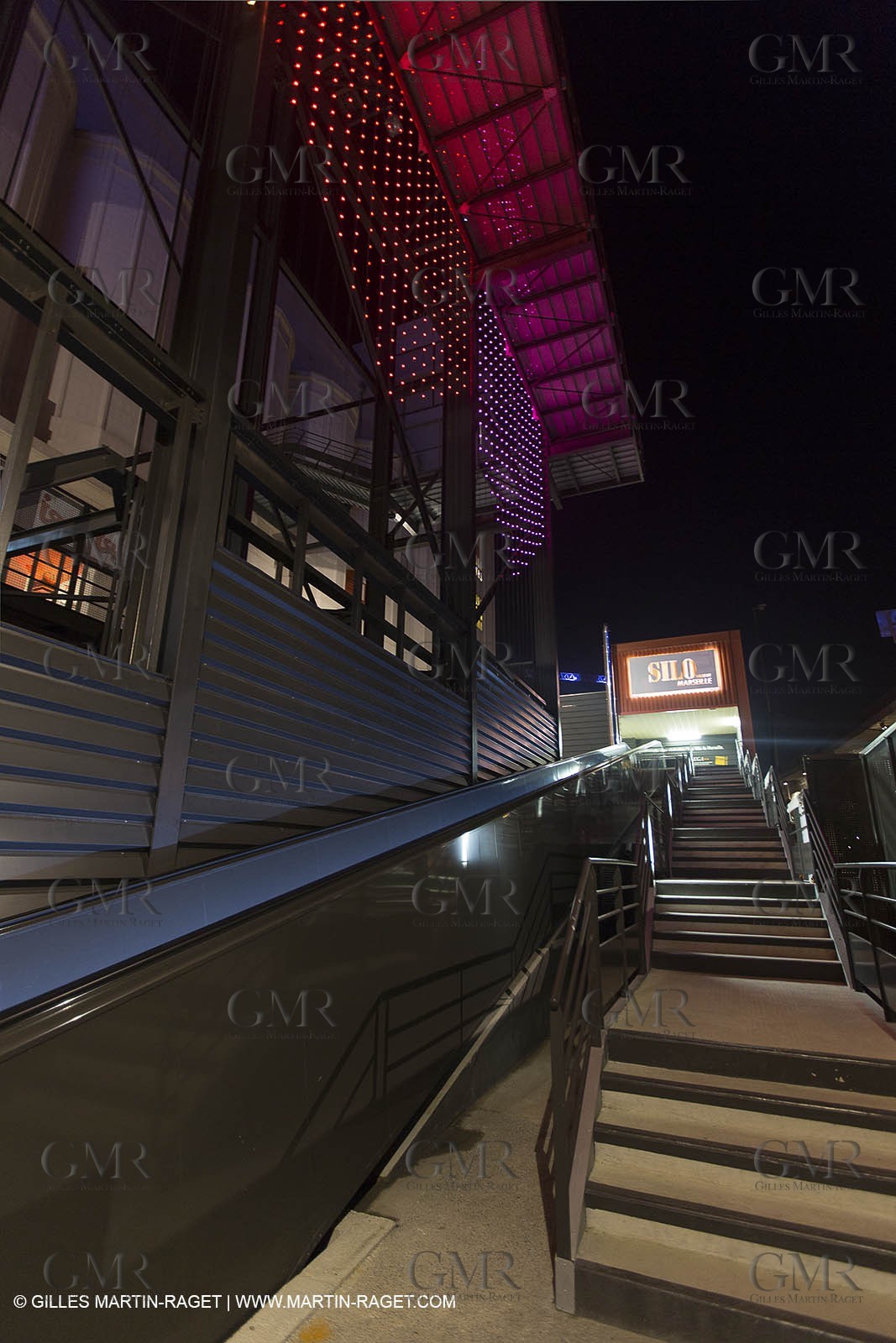 18 11 2012, Marseille (FRA,13), Le silo d'Arenc, offices and public performance  building