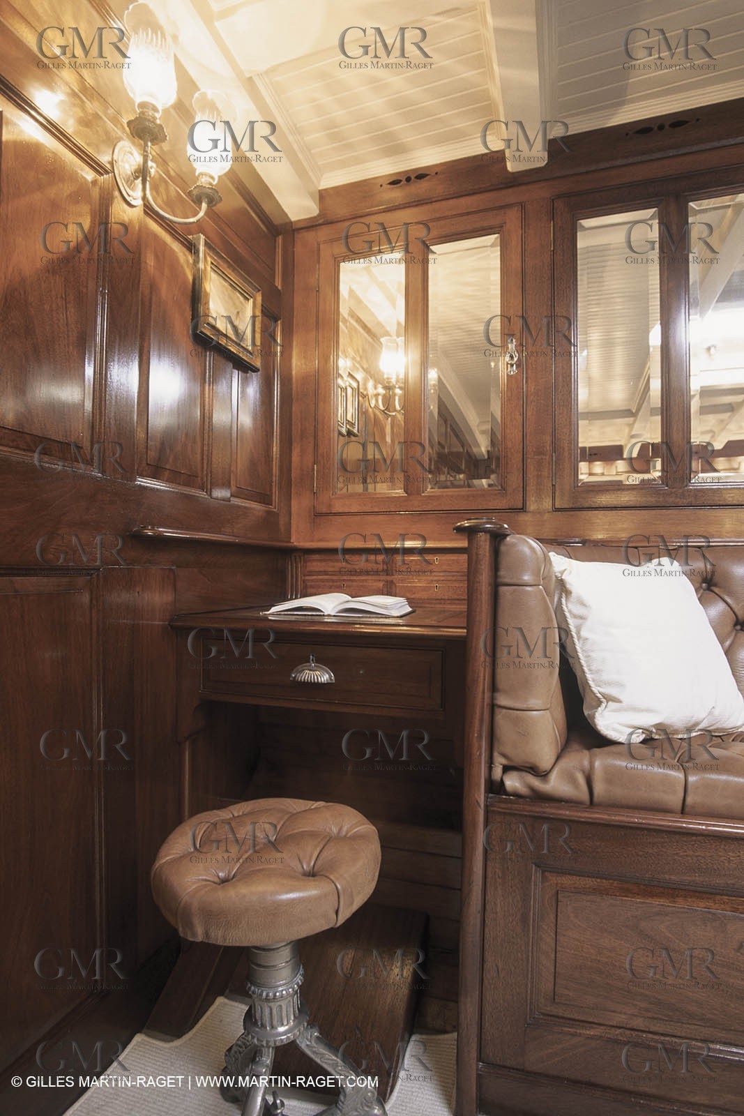 Classic Yachts, Kentra