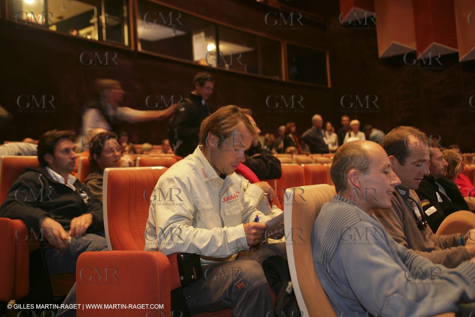 27 10 2006 - Saint Malo (FRA) - Route du Rhum 2006 - Thomas Coville - Sodeb'O - Lock passage