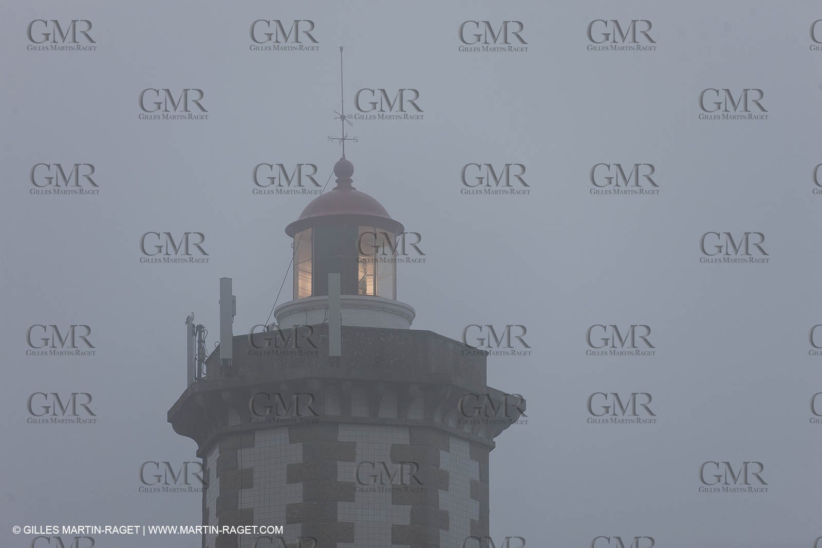 06 08 2011 - Cascais (PRT) - 34th America's Cup - AC World Series - Cascais 2011 -  Racing Day 1