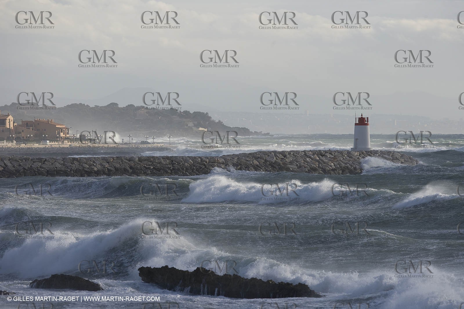 03 01 2008 - Sausset les Pins (FRA, 13) - Esaterly gale