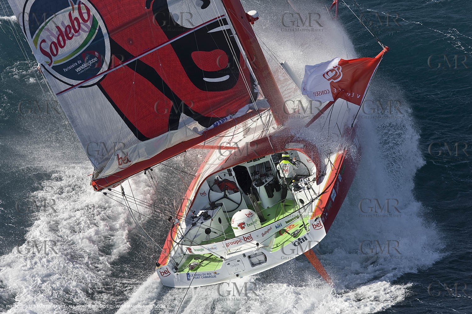 14 07 2008 - Port Camargue (FRA,30) Monocoques IMOCA - Vendée Globe 2008 - Kito de Pavant (Groupe Bel) training in strong breeze.