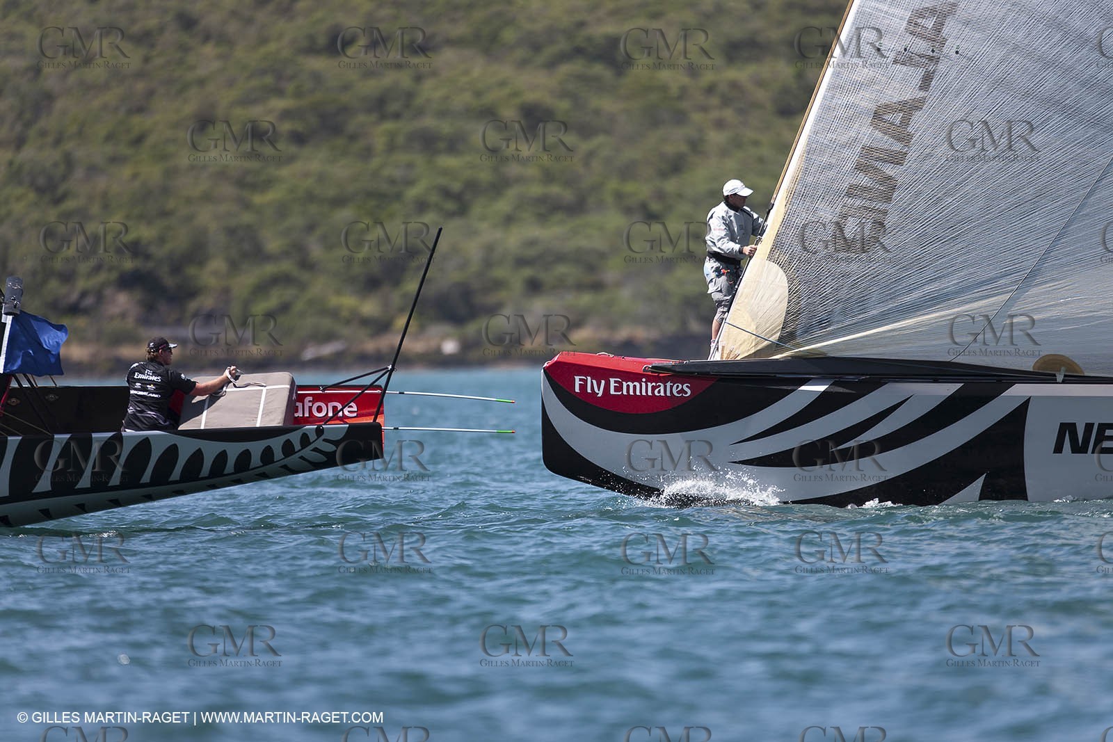 23 01 2009 - Auckland (NZL) -  Louis Vuitton Pacific Series - BMW ORACLE Racing-Tuning up onboard Emirates Team New Zealand yacht