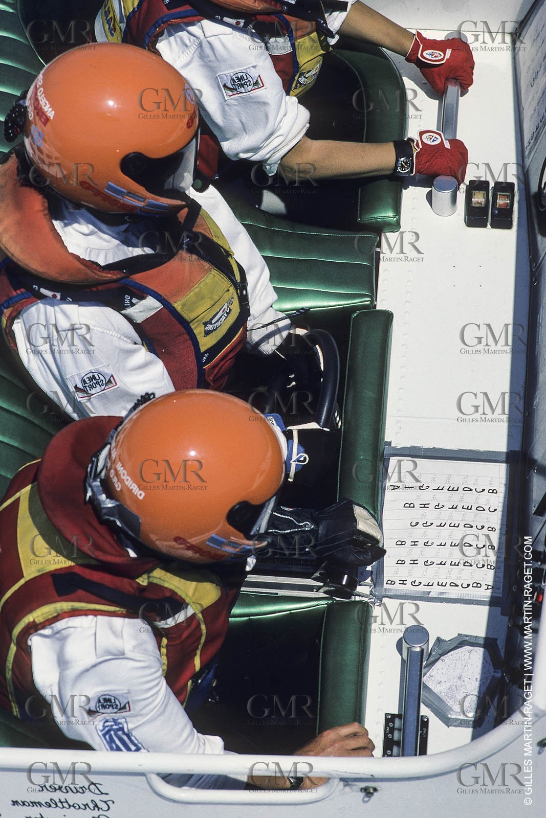 Powerboating, offshore racing