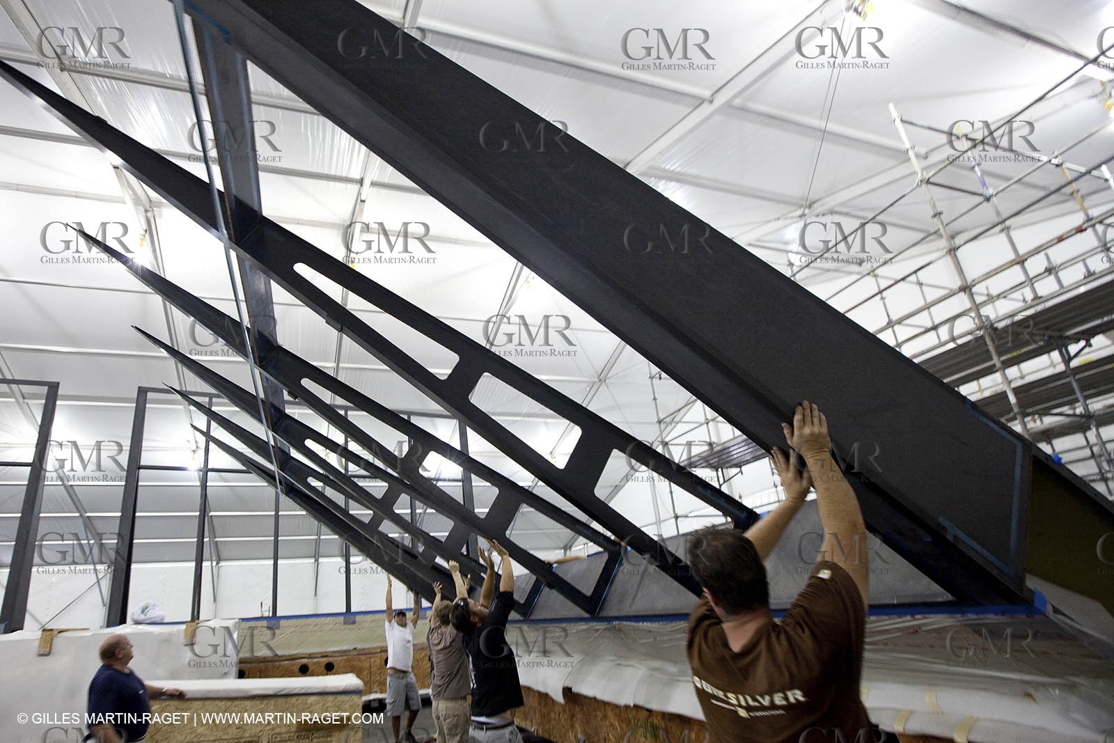 13 10 2009 - San Diego (USA, CA) - 33rd America's Cup - BMW ORACLE Racing - BOR 90 modifications