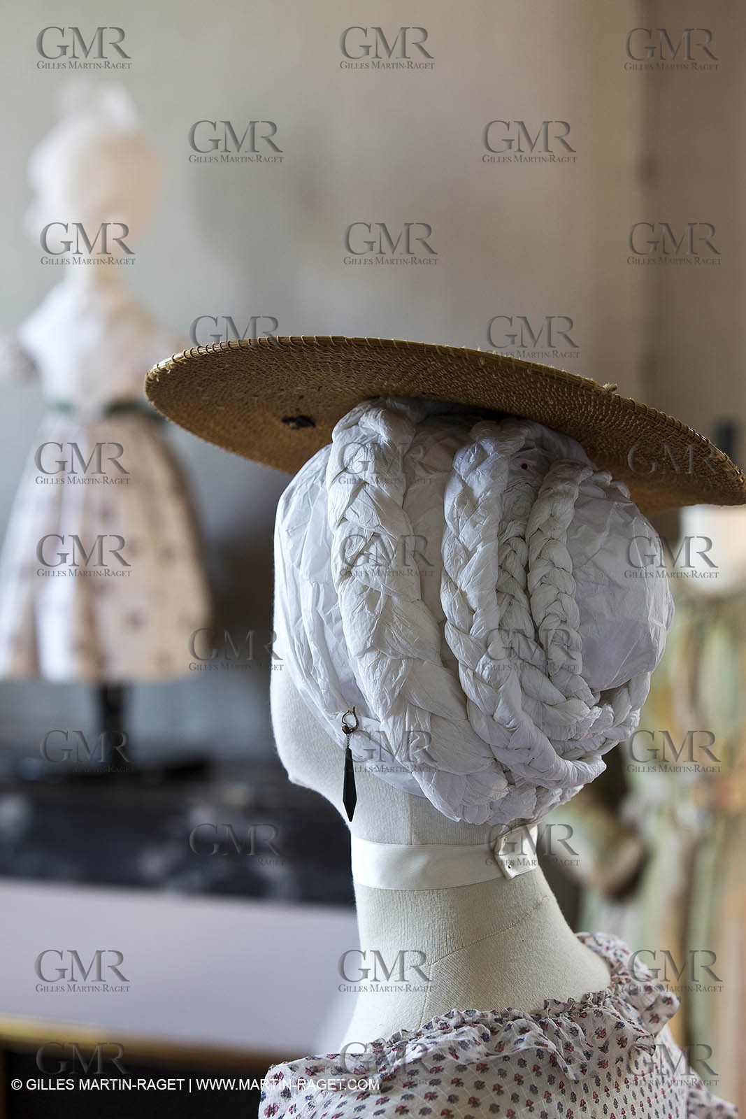 06 07 2012, Toulon (FRA,83), Villa Rozemaine, Exposition Robes de Mode