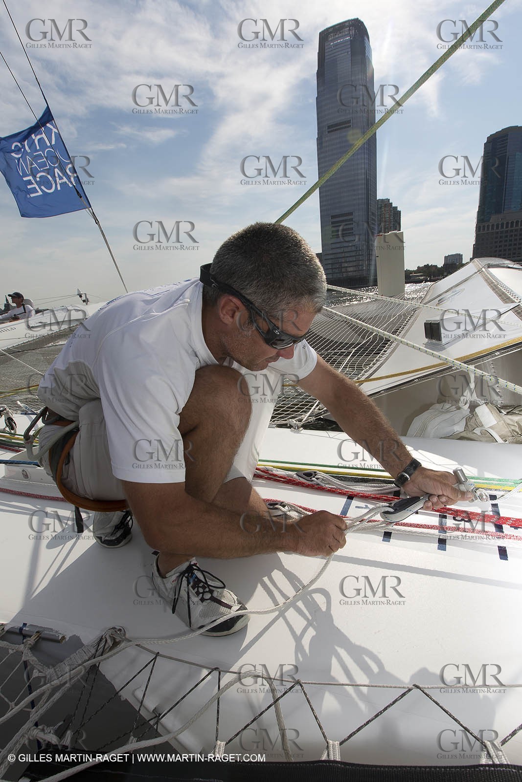 05 07 2012 - New York (USA) - Ocean Krys Race - Speed runs in fornt of NY city