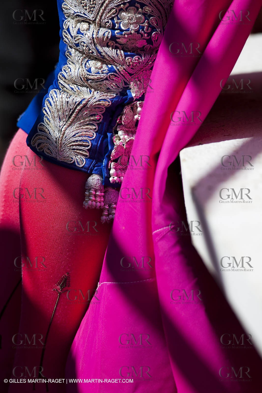 Monday 05 04 2010 - Arles (FRA,13) - Feria 2010 - -Corrida de rejon - Fermin Bohorquez - Pabloe Hemoso de Mendoza - Andy Cartagena - Toros Bohorquez