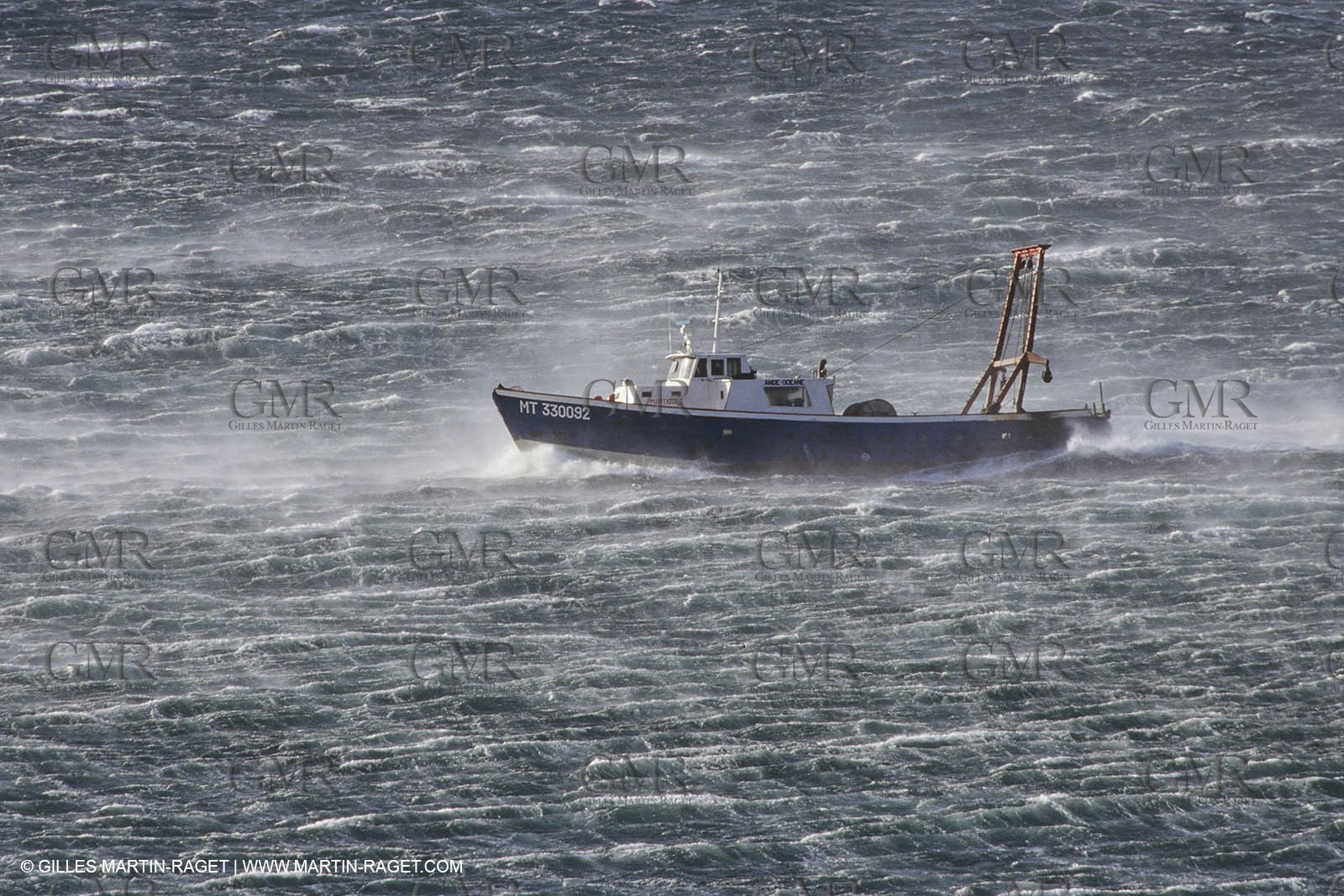 Pêche, barques, pointus, pêcheurs