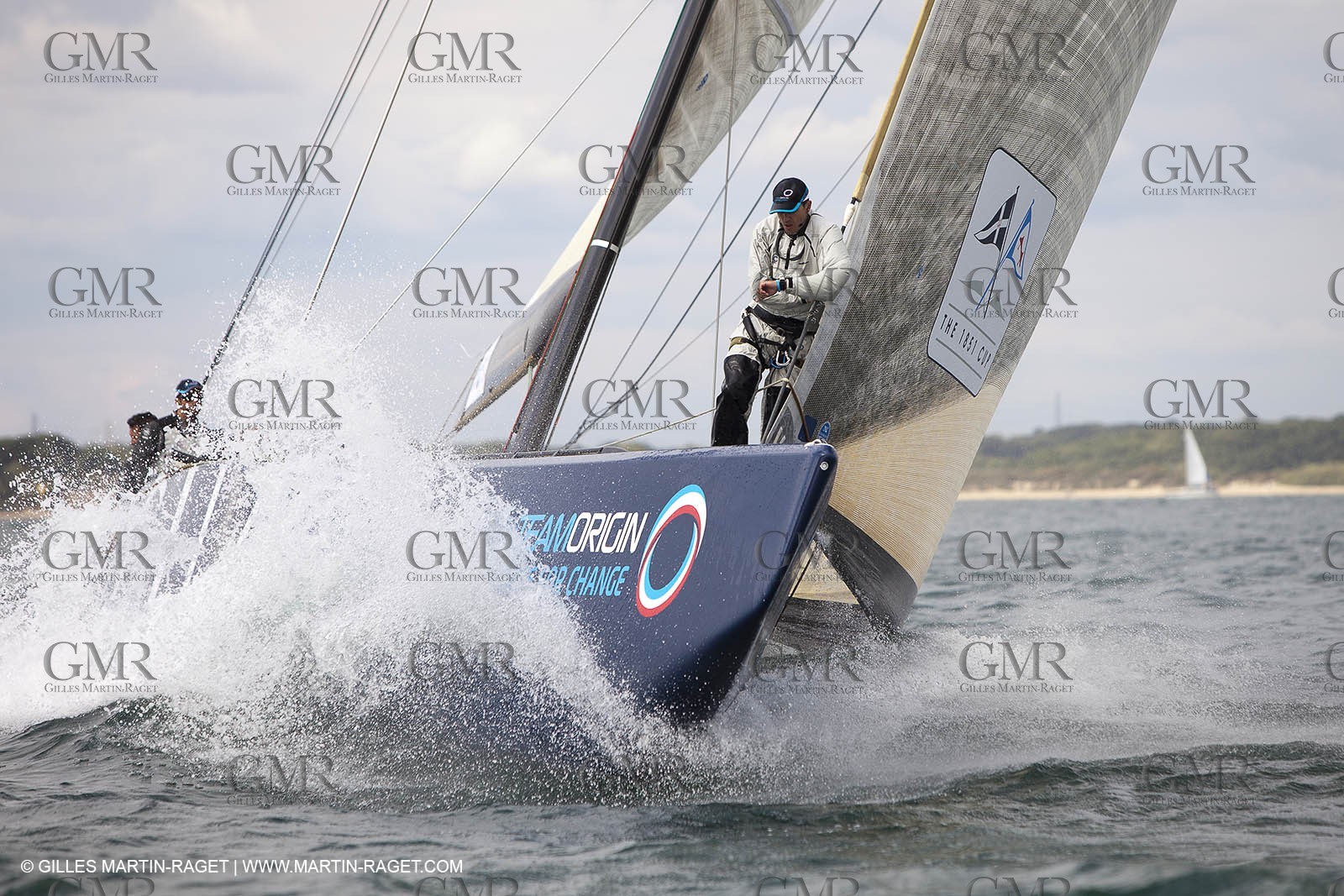 02 08 2010 - Cowes (UK, IOW) - The 1851 Cup -  BMW ORACLE Racing - Training Day.