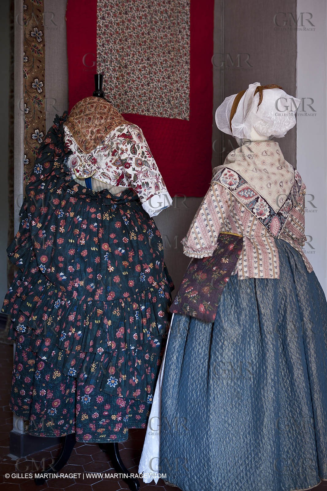 30 06 2011 - Toulon (FRA,83) - Villa Rosemaine - Indiennes sublimes exhibition