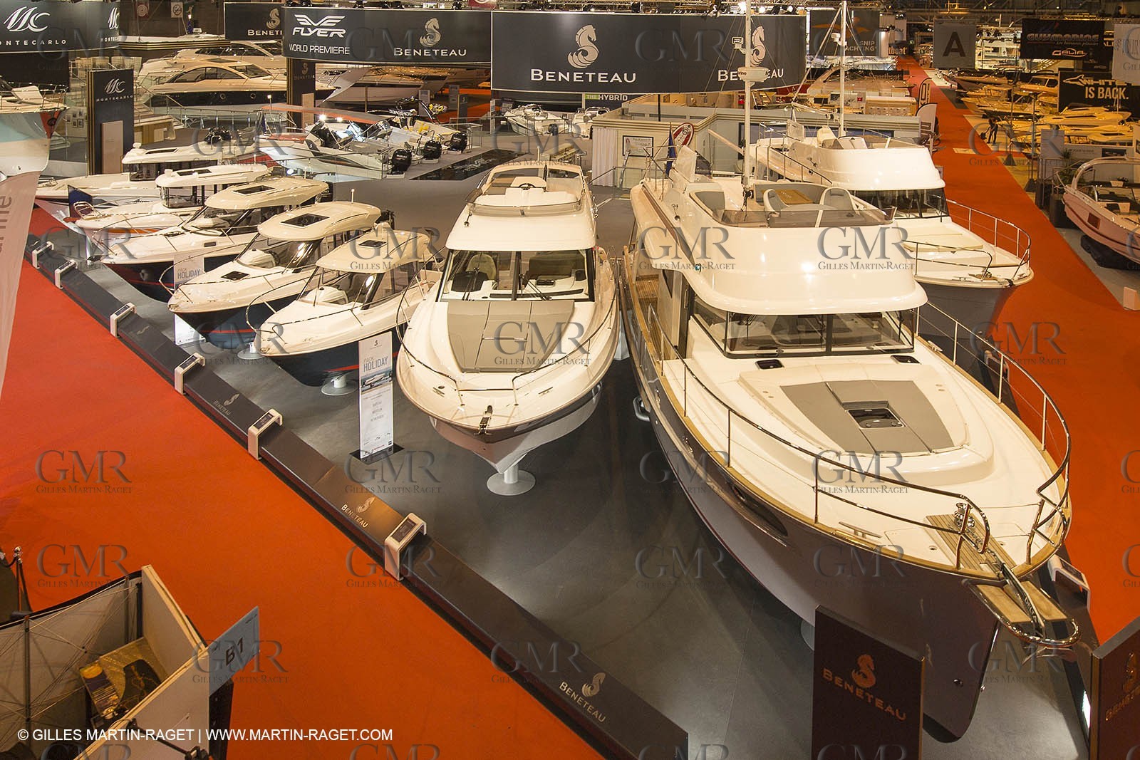 10 12 2013 - Paris (FRA,75) -Paris Boat Show - Beneteau booth
