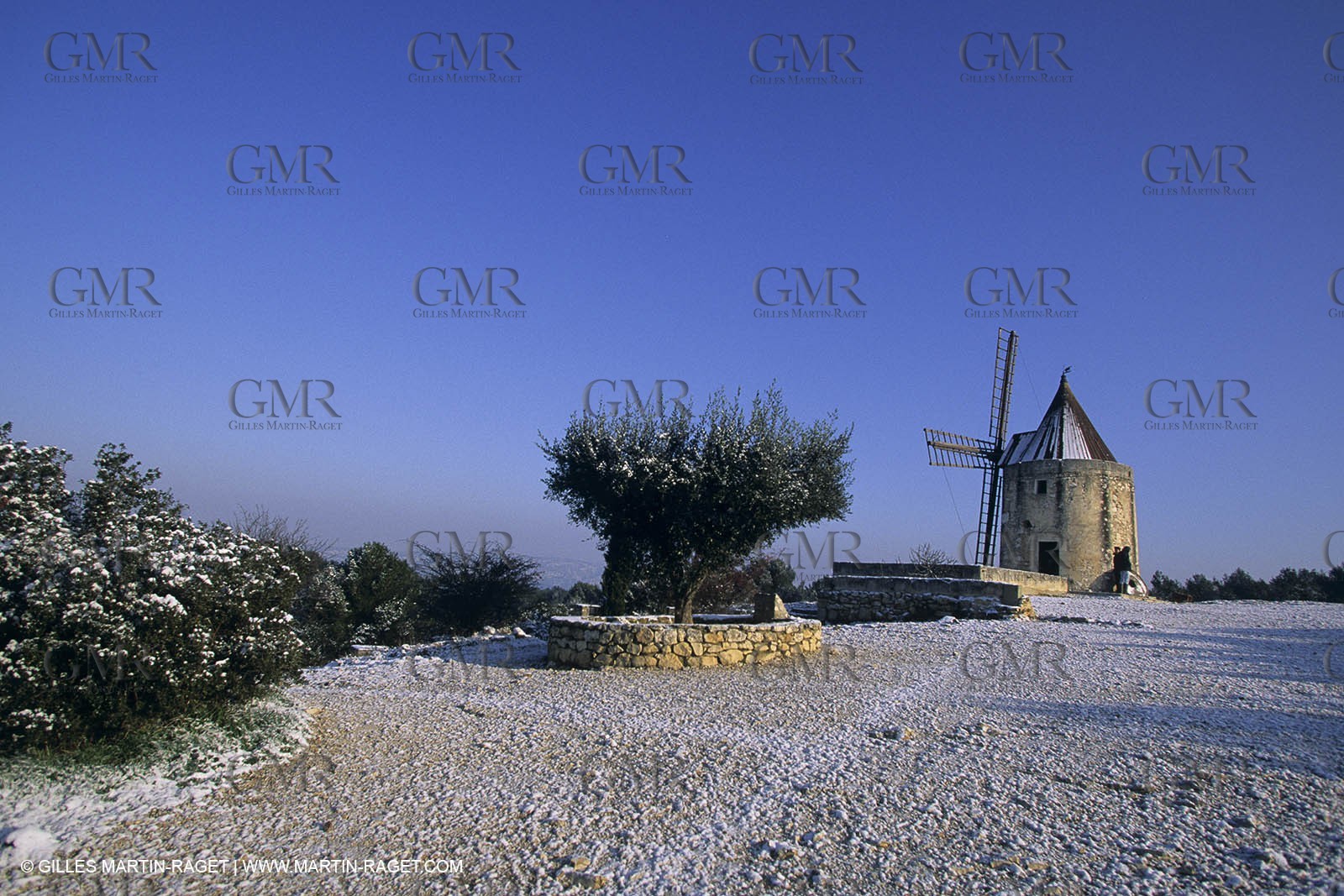 Provence under snow