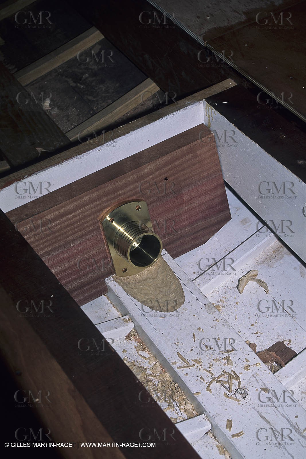motor boats, claissc runabouts, cefit or Sagitta at Trapani boatyard (Cassis, FRA,13)