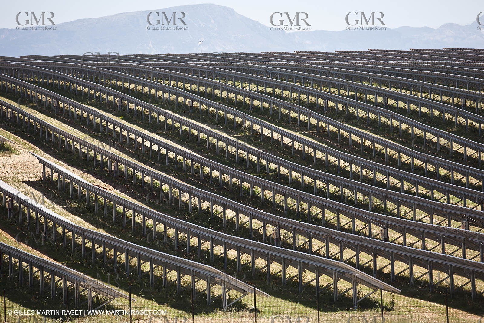 27 06 2011 - Puimichel (FRA, 04) - Solar far des Mées