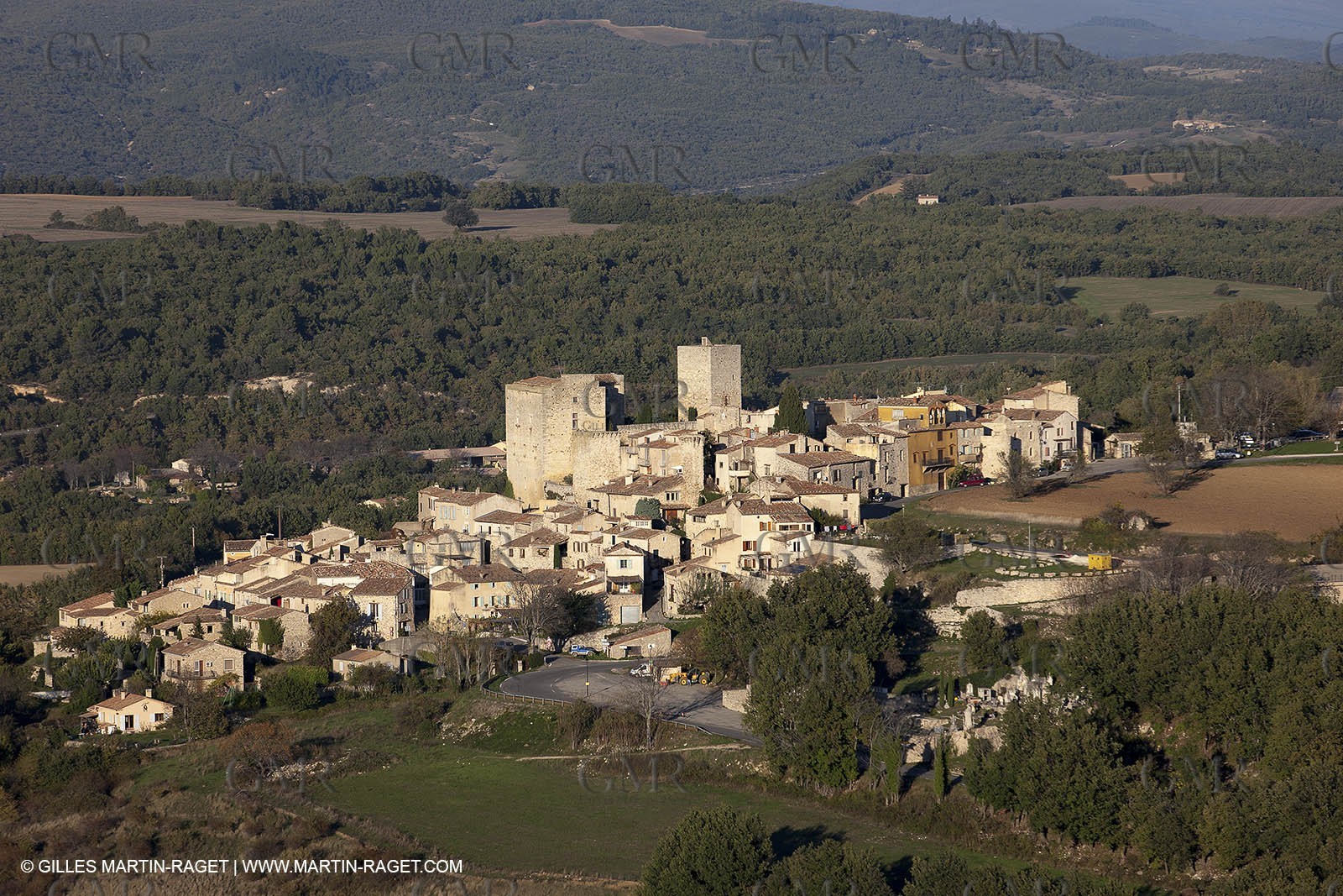 29 10 2012 - Caseneuve (FRA,84) - Luberon as seen from above