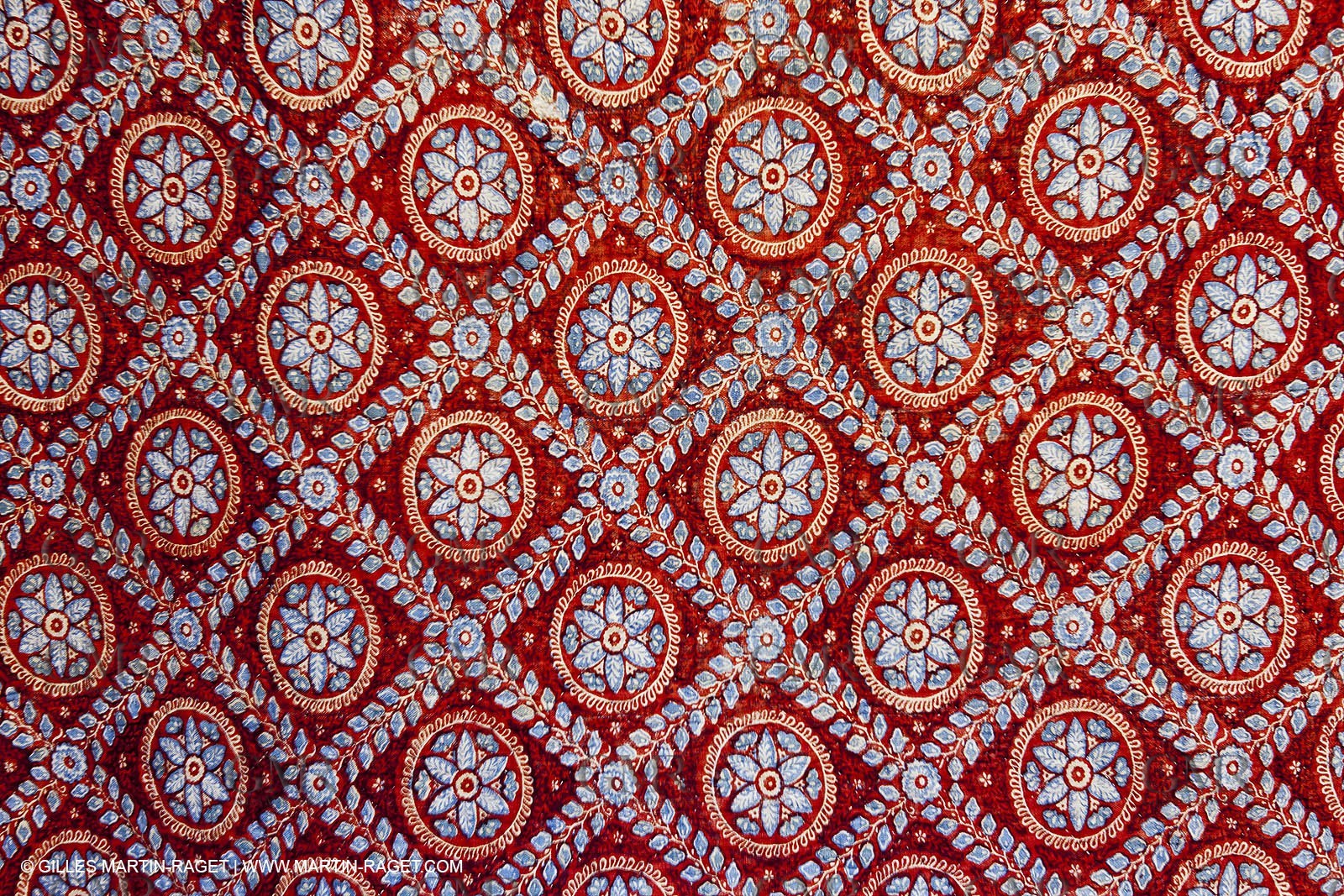 30 06 2011 - Toulon (FRA,83) - Villa Rosemaine - Indiennes sublimes exhibition