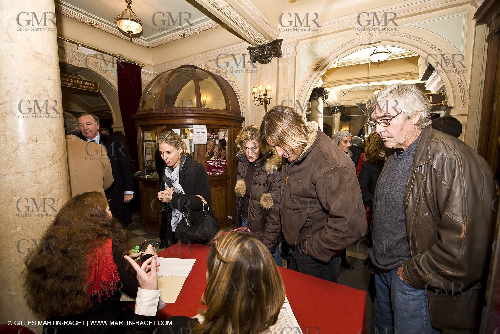12 08 08 - Paris (FRA) Edouard VII theater - French Sailing Federation - Champions party - French Sailor of the year : Francis Joyon
