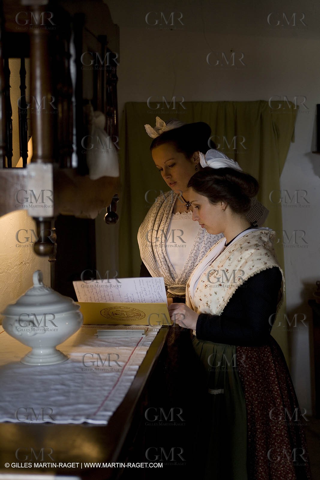 18 02 2007 - Saint Rémy de Provence - Queen of Arles in the Alpilles - Frederic Mistral House