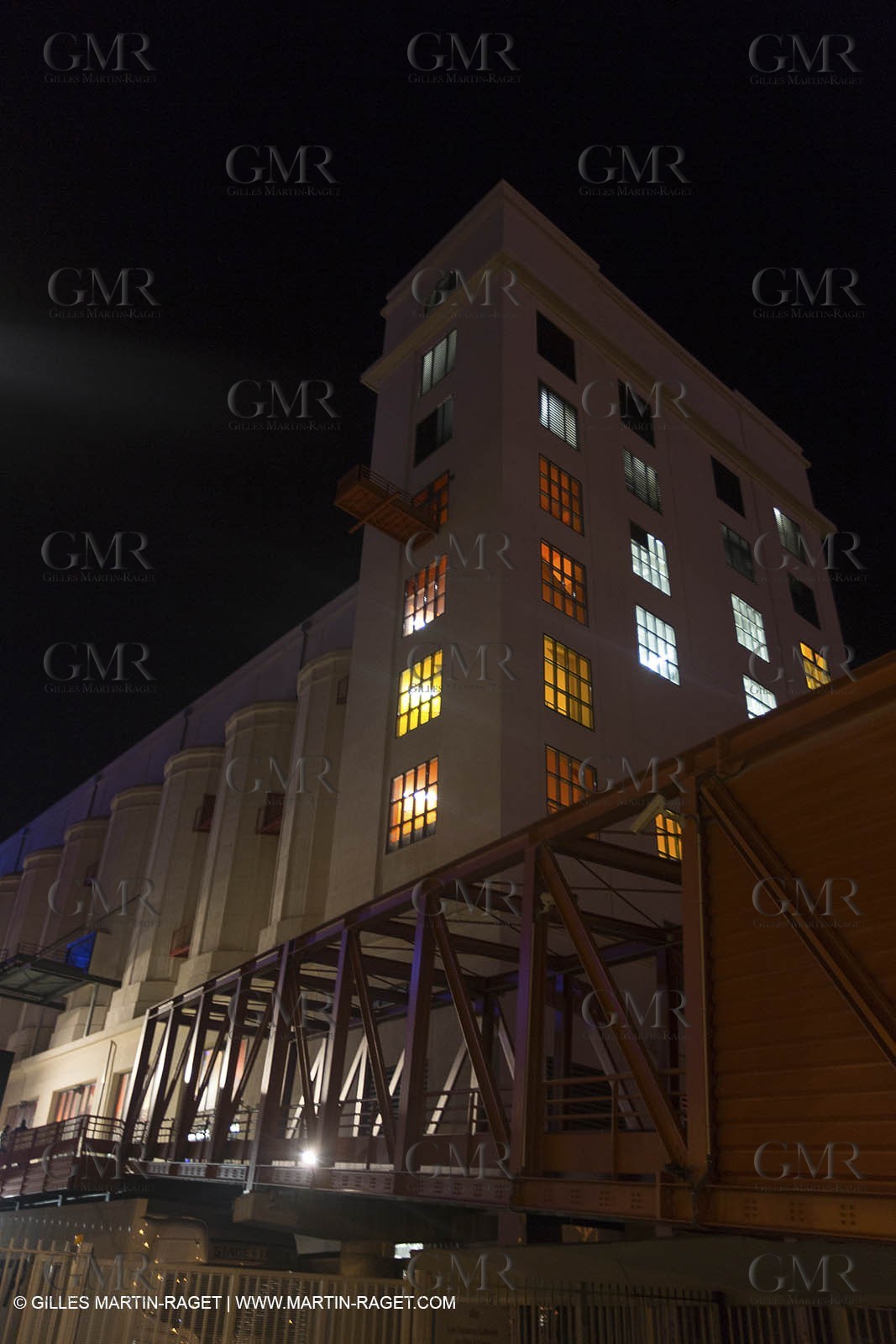 18 11 2012, Marseille (FRA,13), Le silo d'Arenc, offices and public performance  building