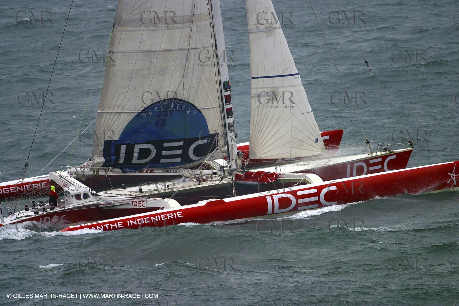 Round the world solo record - Idec - Francis Joyon - Brest finish