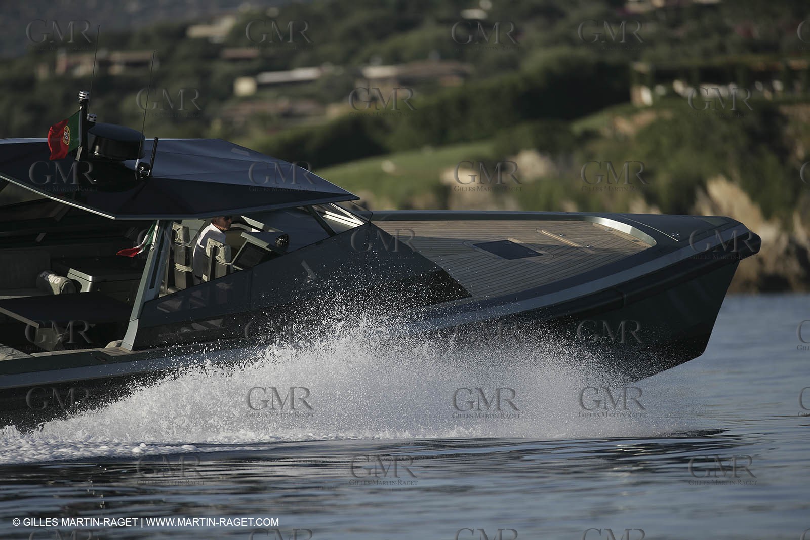 16 07 2007 - Portisco (Italie, Sardaigne) - Wally Power 47, 2007 version