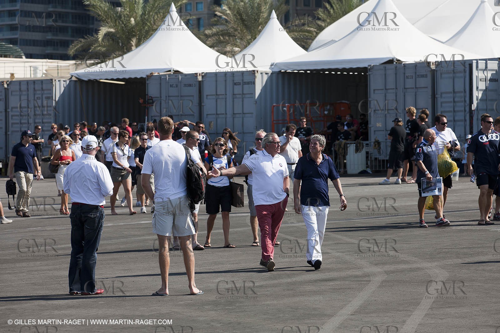 21 11 2010 - Dubai (UAE) - Dubai Louis Vuitton Trophy -  Round 2 - BMW ORACLE Racingg Vs Emirates Team New Zealand