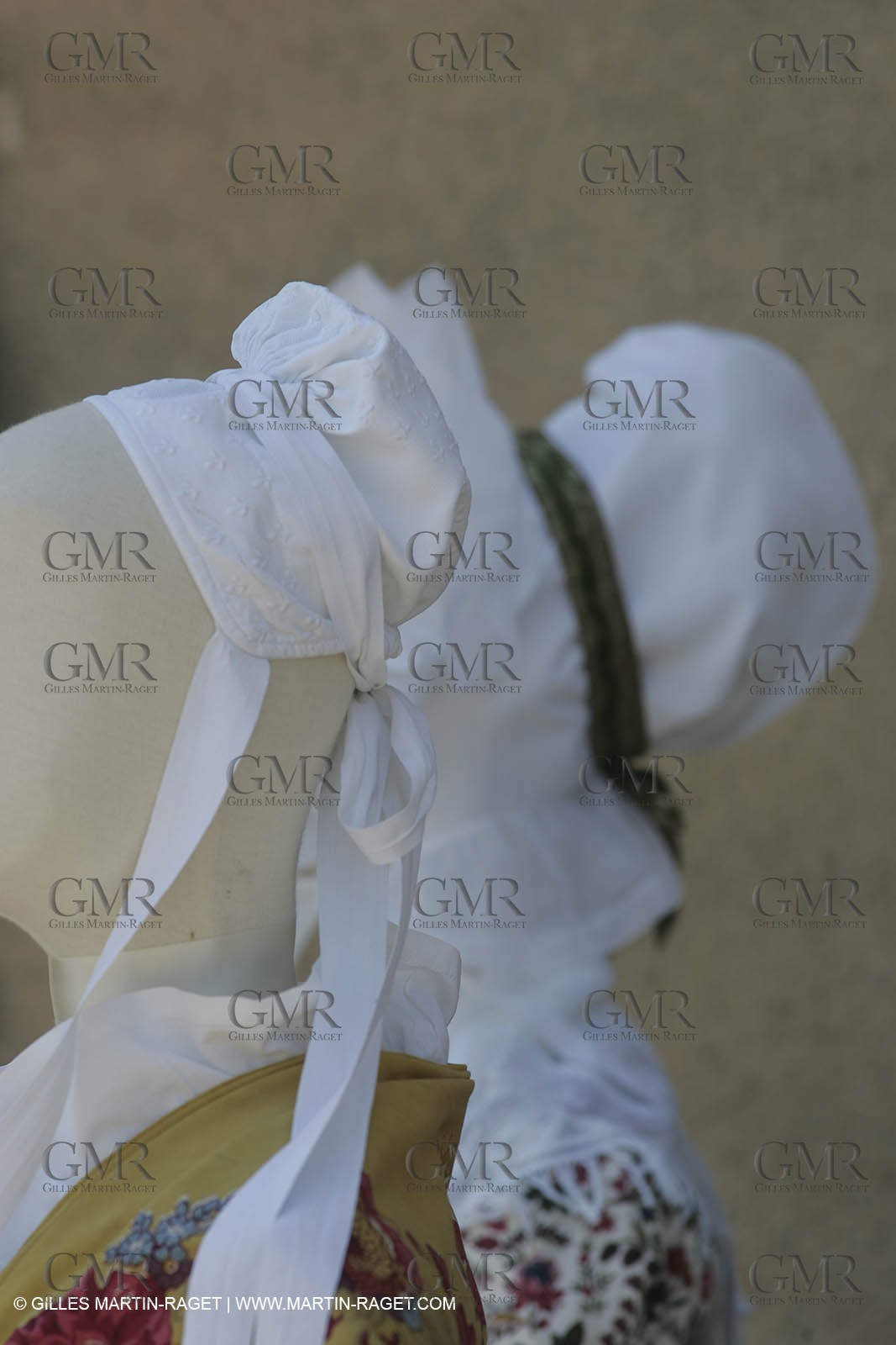 May 2004 - La Tour d'Aigues (FRA, 84) - Old costumes for women of the South exhibition