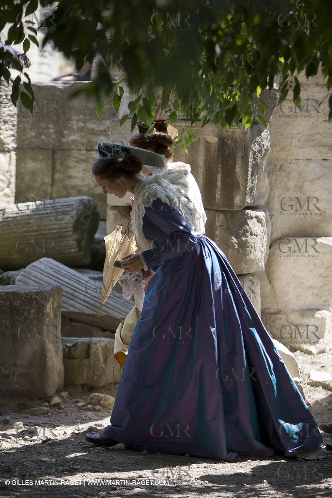 06 07 08 - Arles (FRA, 13) - Traditional costume of Arles fest
