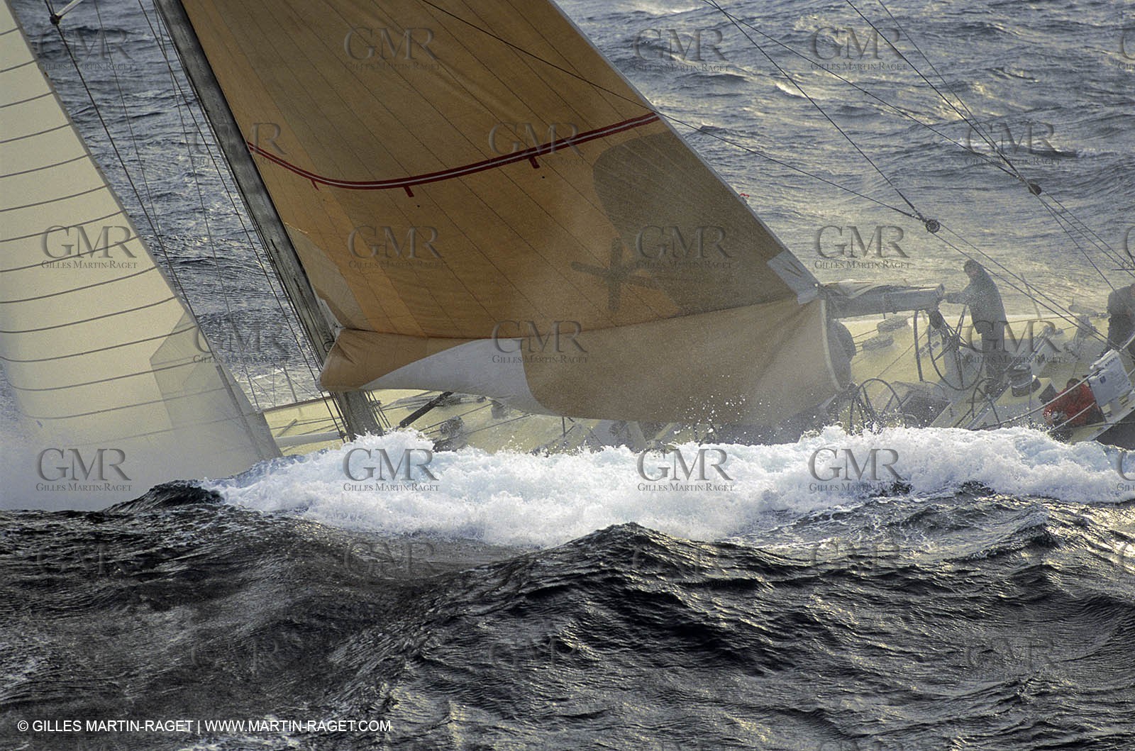 Crusing monohull sailing