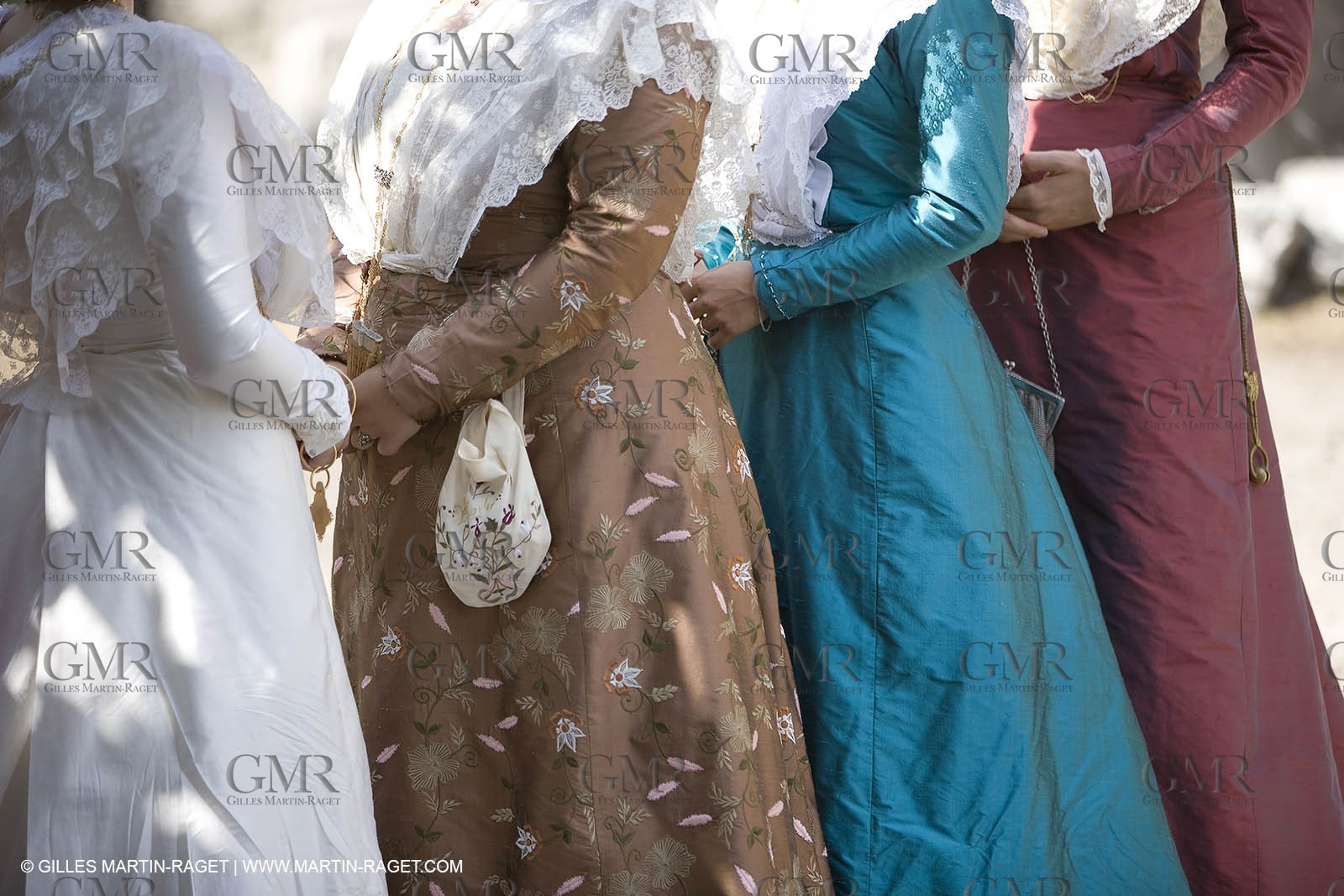06 07 08 - Arles (FRA, 13) - Traditional costume of Arles fest