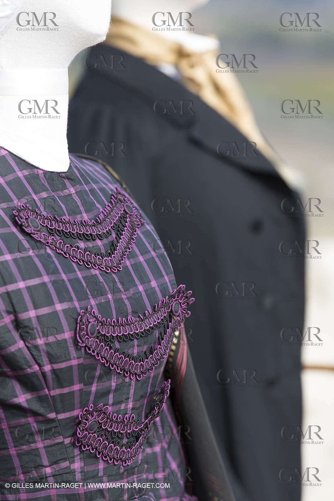 31 10 2013 - Ansouis (FRA,84) - Ansouis castle - Costumes of the exhibit Men costumes