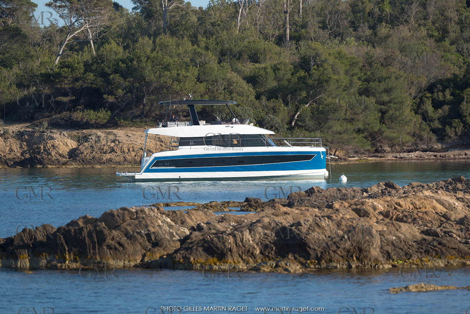 17 05 2017, Porquerolles (FRA,12), Fountaine-Pajot MY 44