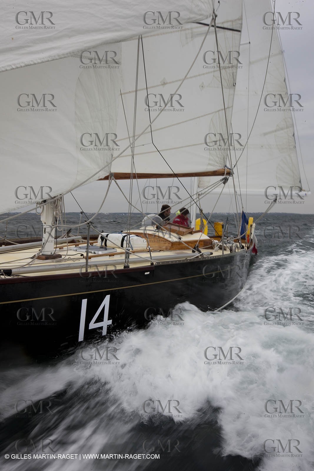 19 05 2010- Lorent- (FRA,56)  -  Pen Duick II