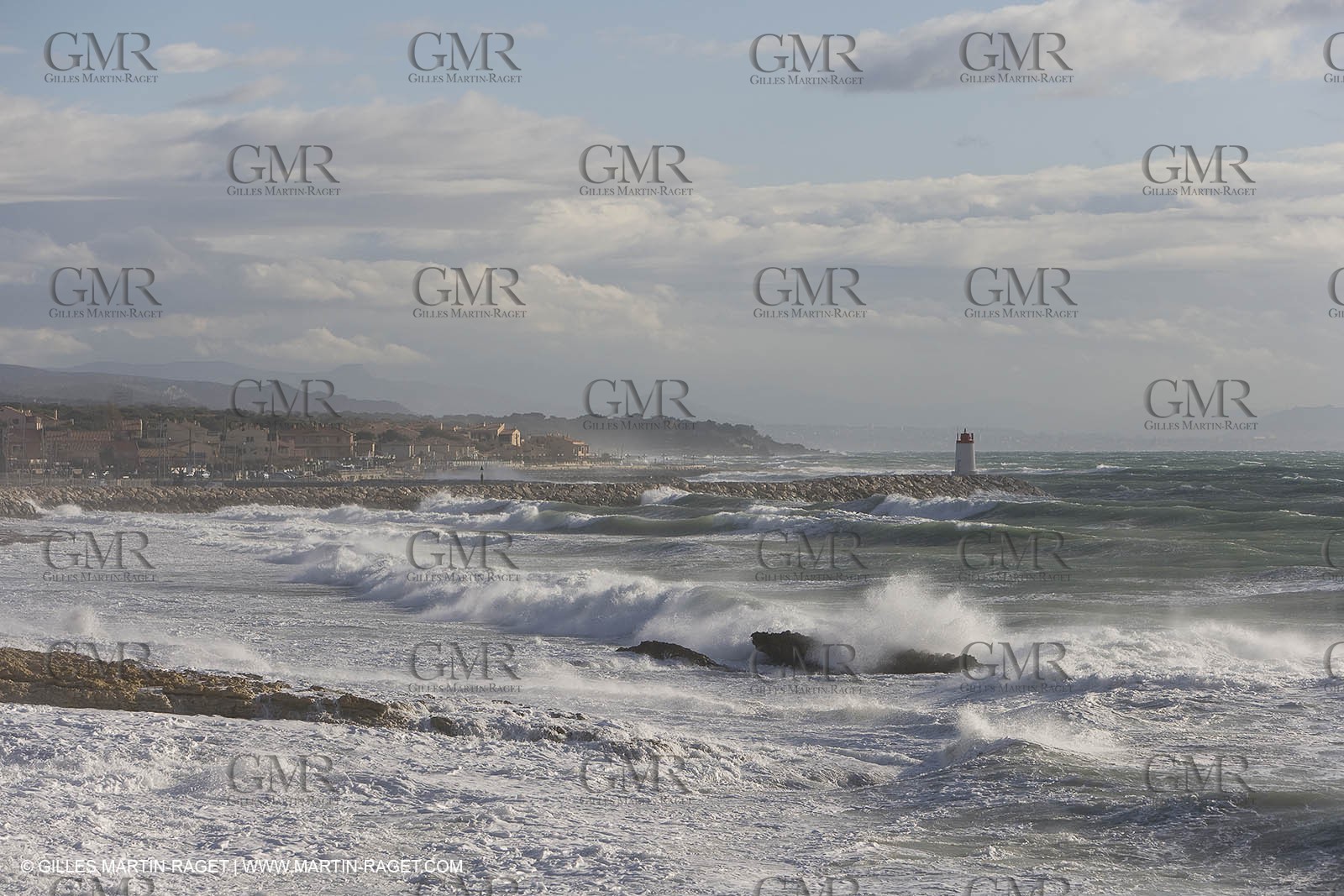 03 01 2008 - Sausset les Pins (FRA, 13) - Esaterly gale