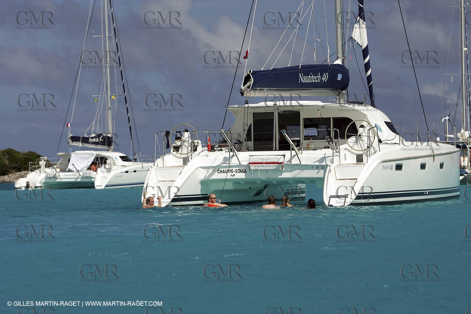 Cruising multihull mooring