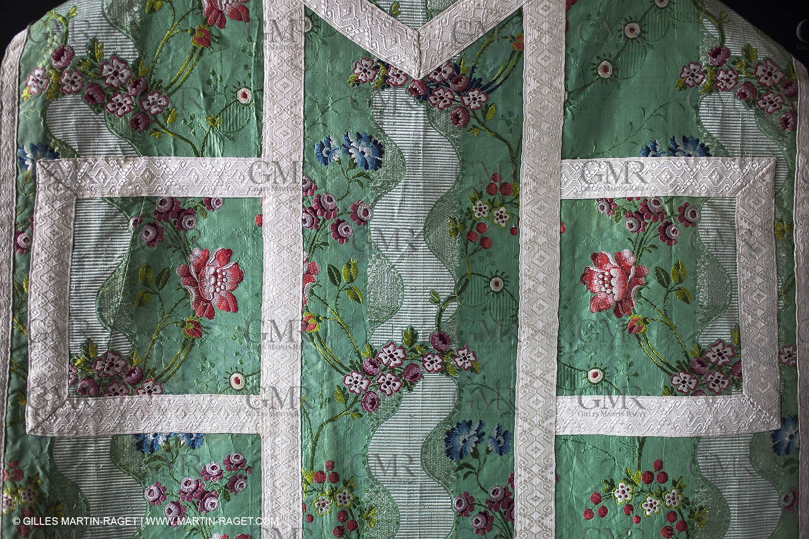 04 02 2013 - Marseille(FRA,13), Notre Dame de la Garde, liturgical clothing