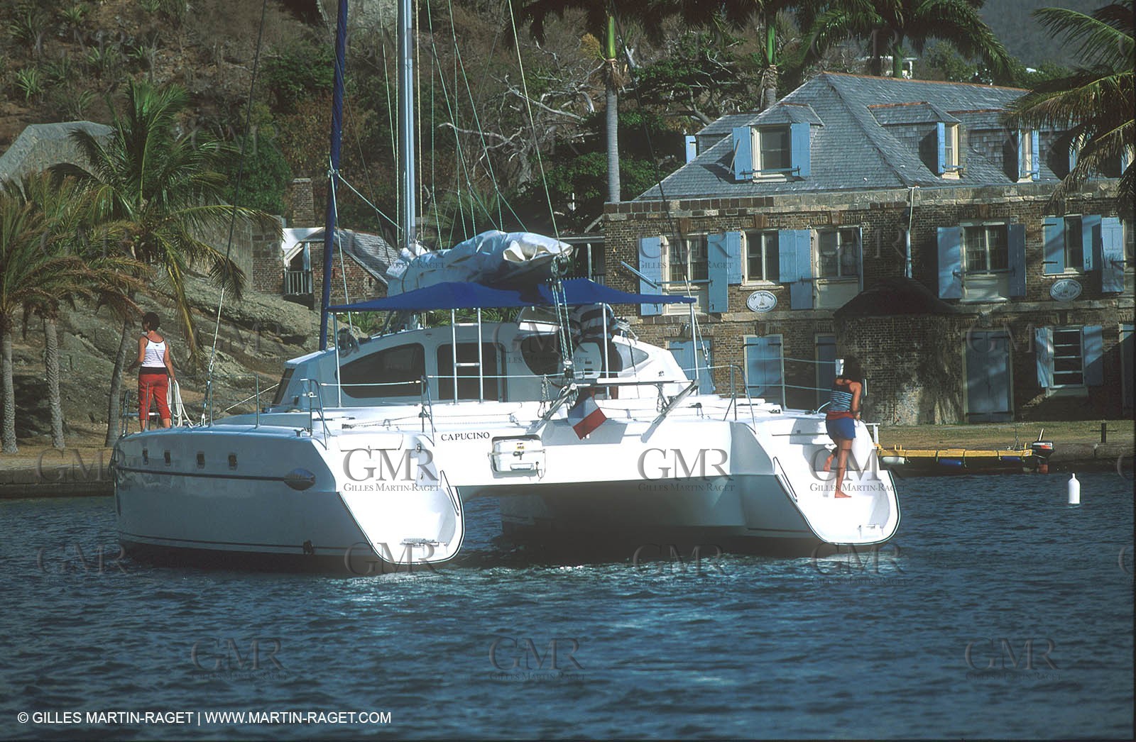 Cruising multihull mooring