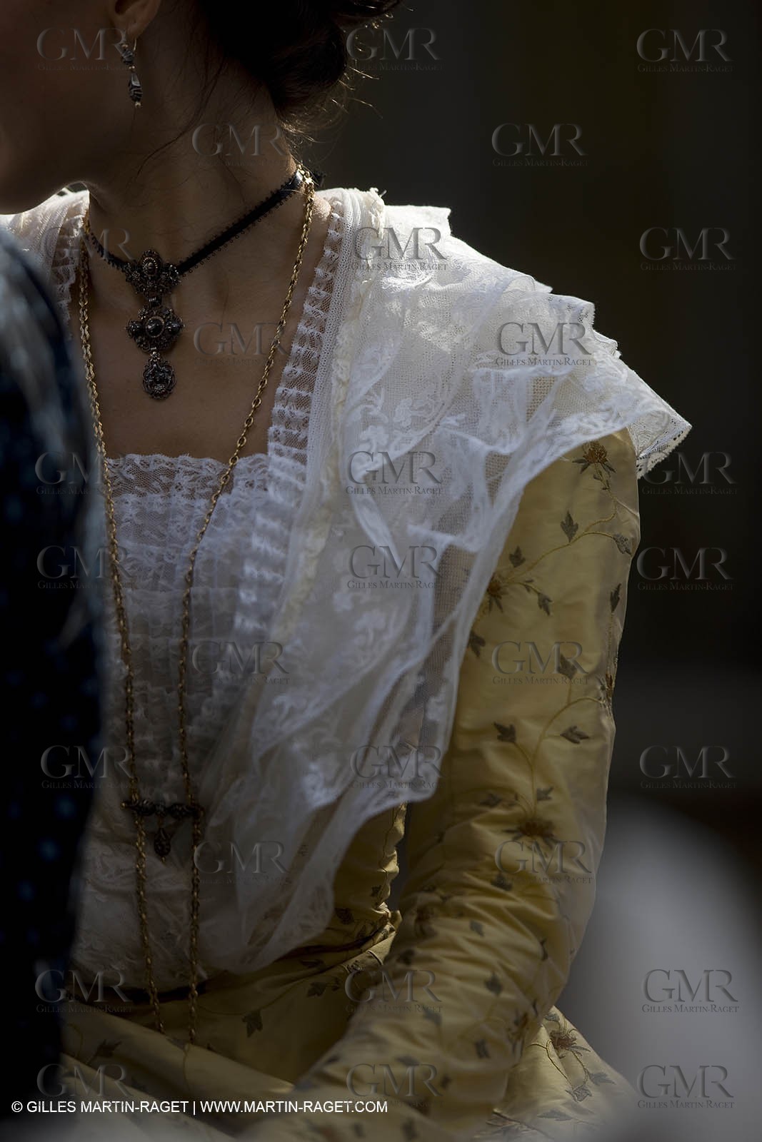 06 07 08 - Arles (FRA, 13) - Traditional costume of Arles fest