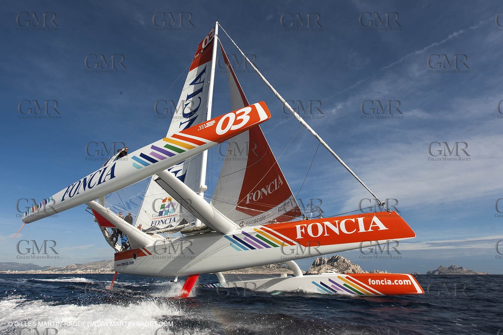 27 09 2012 - Marseille (FRA,13) - Alpari World Match Race Tour - Match Race France 2012 - Day 3 - Quarter finals - Matc Racing specialists sail on Foncia