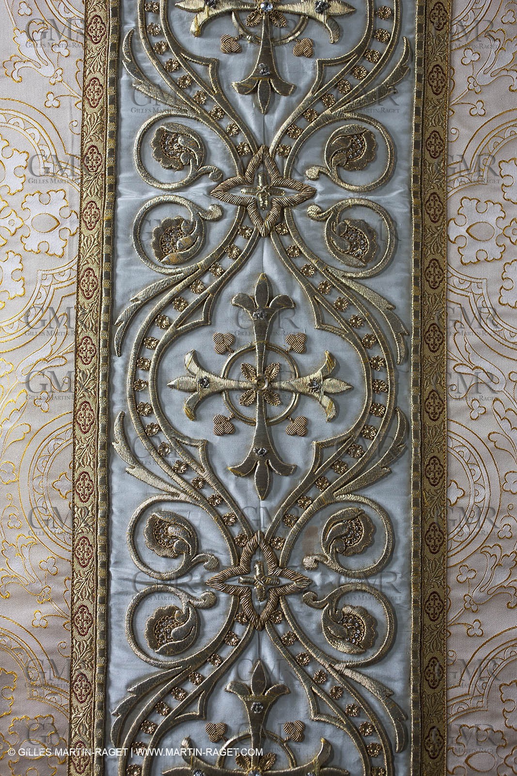 04 02 2013 - Marseille(FRA,13), Notre Dame de la Garde, liturgical clothing