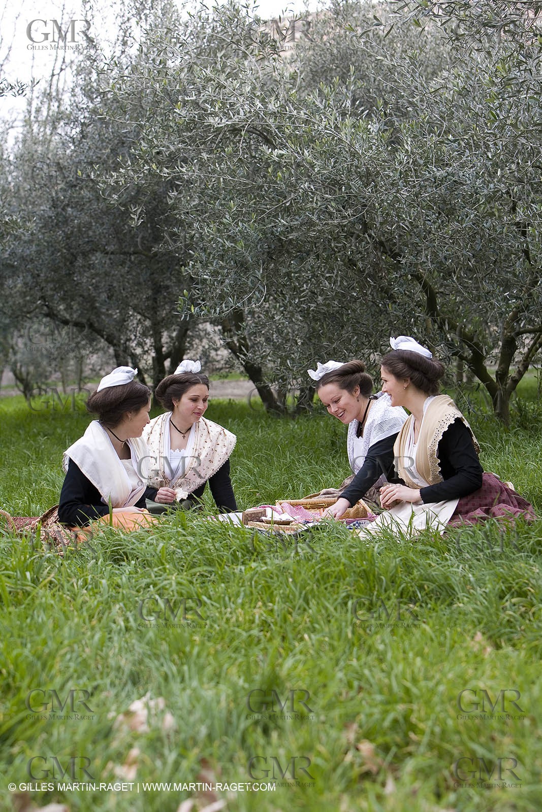 18 02 2007 - Saint Rémy de Provence - Queen of Arles in the Alpilles