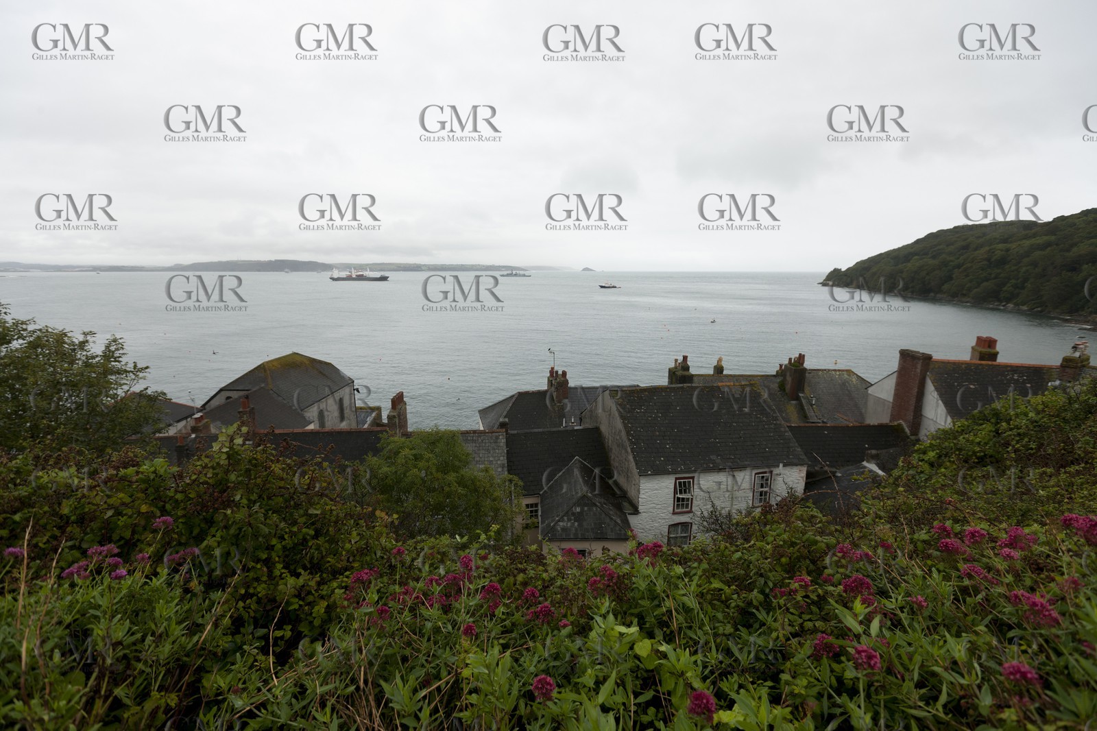 06 098 2011 - Plymouth (UK) - 34th America's Cup - AC World Series - Plymouth 2011 - Cornwall coast west of plymouth