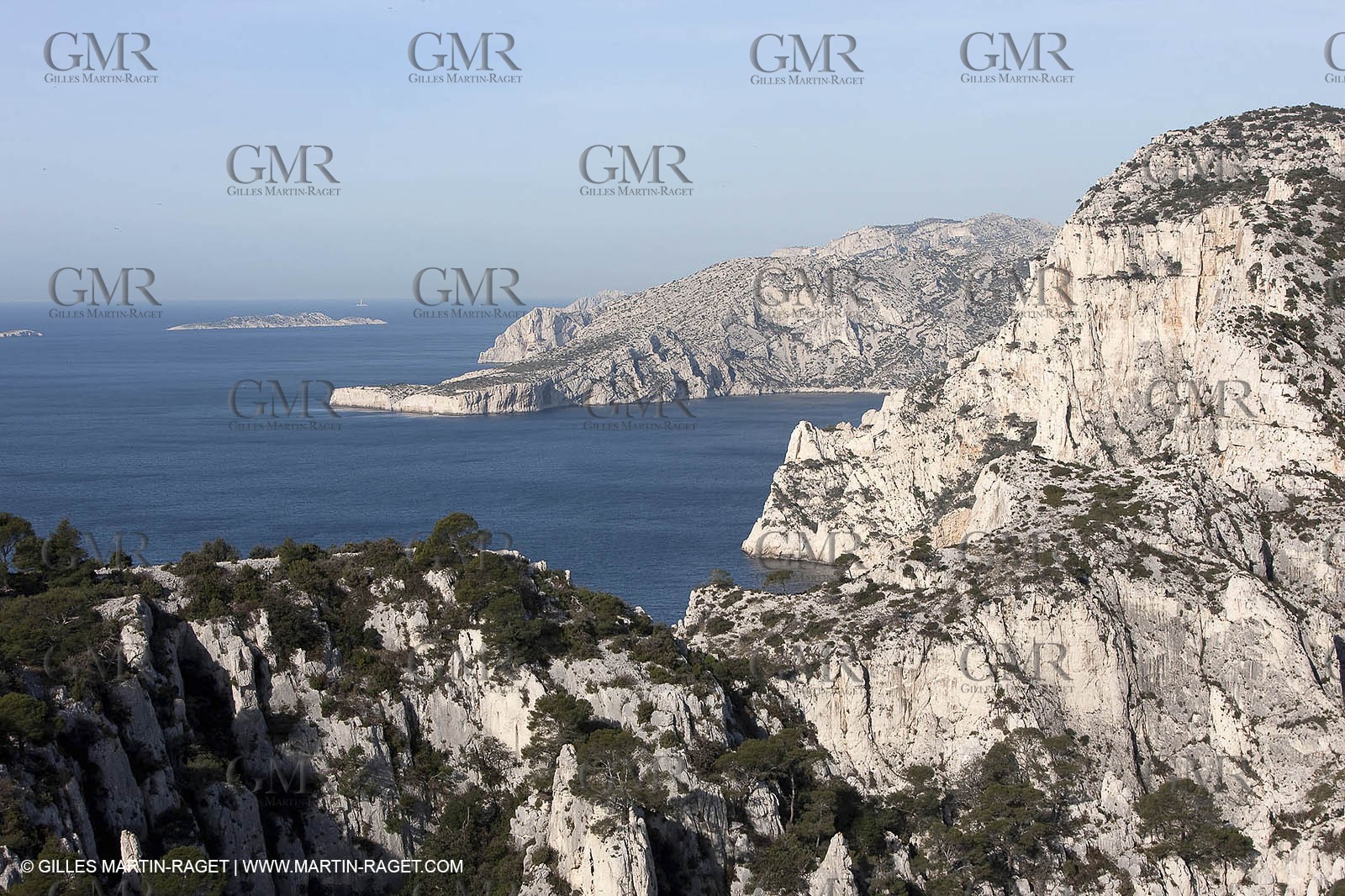 10 03 2009 - Marseille (FRA, 13) - Les Calanques - Devenson clifs and cap Morgiou